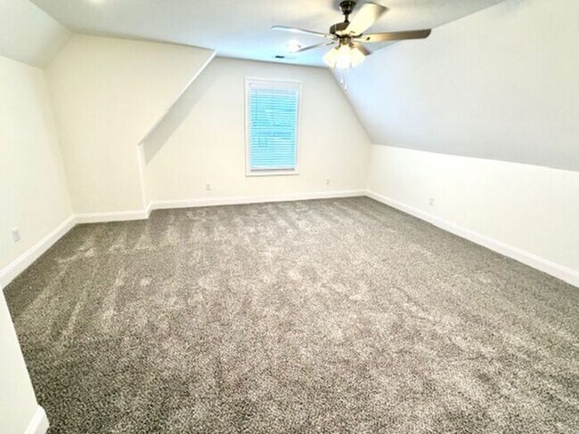 Building Photo - Move In Special! Now Leasing a Brand New 5-Bedroom 3 Bath Home in Oakland