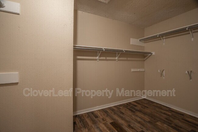 Building Photo - 3421 Turnabout Loop