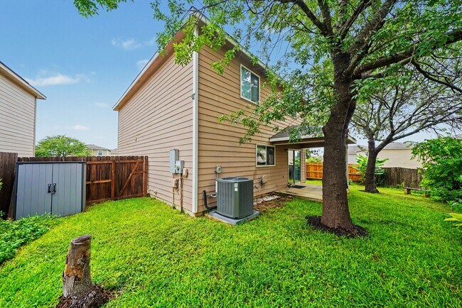 Building Photo - Beautifully Updated Home with Game Room in Villas of Westcreek - Realtor Commission: $500