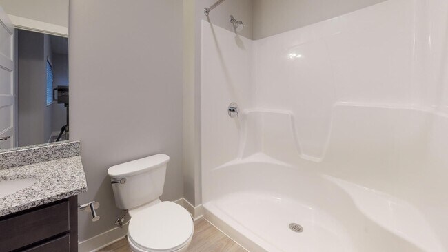 Building Photo - Lilac | Three Bedroom - no basement