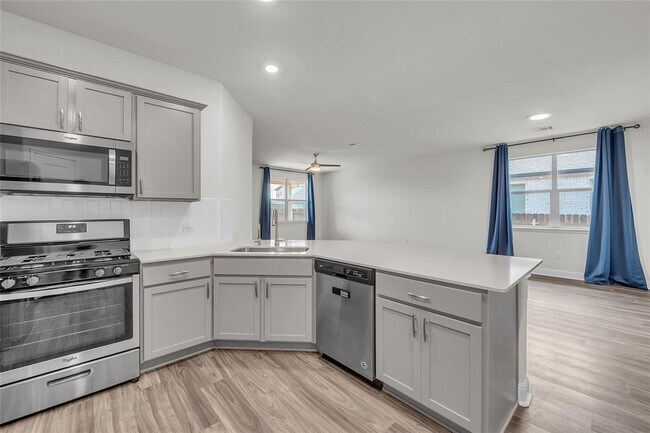 Building Photo - 17925 Curio Dr