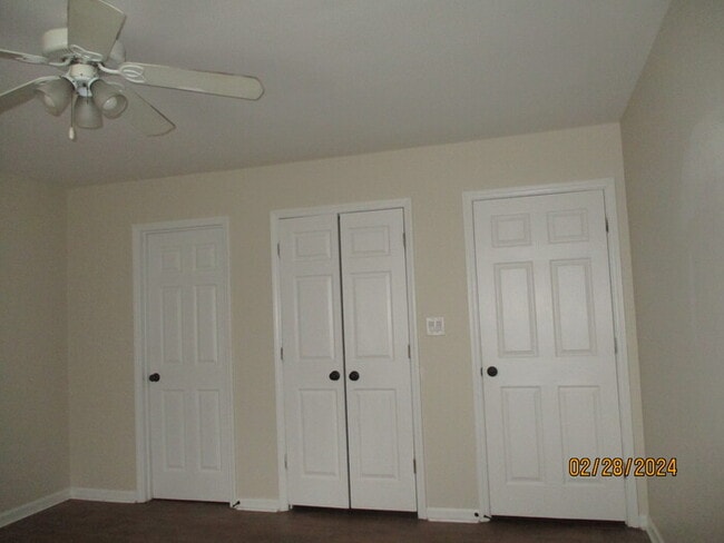 Building Photo - 1007 Michigan St