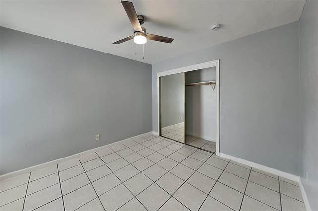 Building Photo - 420 Dollins St