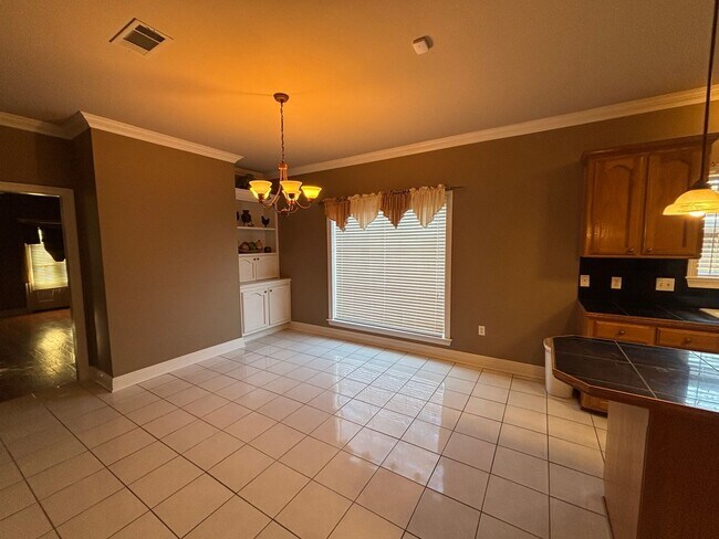 Building Photo - 14318 Park Meadow Dr