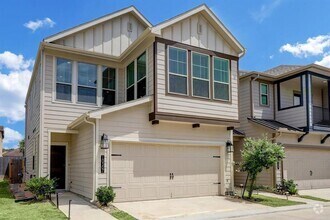 Building Photo - 10307 Harmon Smith Dr.
