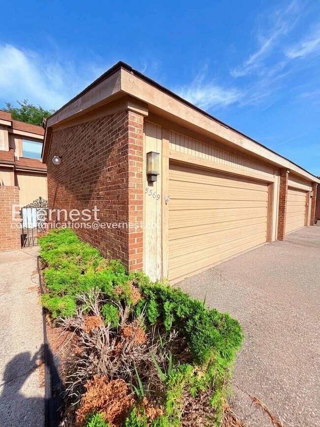 Building Photo - 5369 Wright Way W