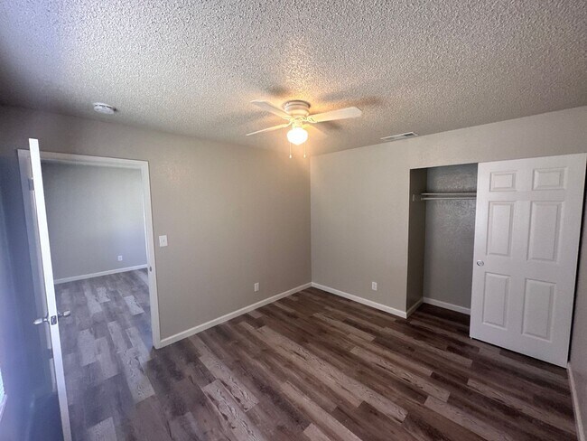 Building Photo - APPLY FOR THIS LOVELY HOME NOW!