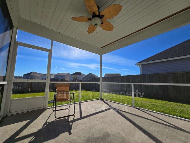 Building Photo - 454 Zenith Blvd