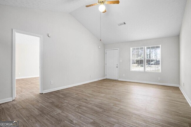 Building Photo - 9211 Fairway Ct