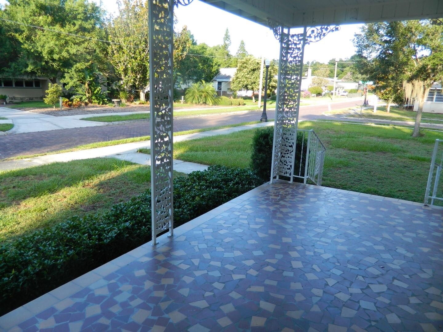 Front porch - 1034 Monroe St