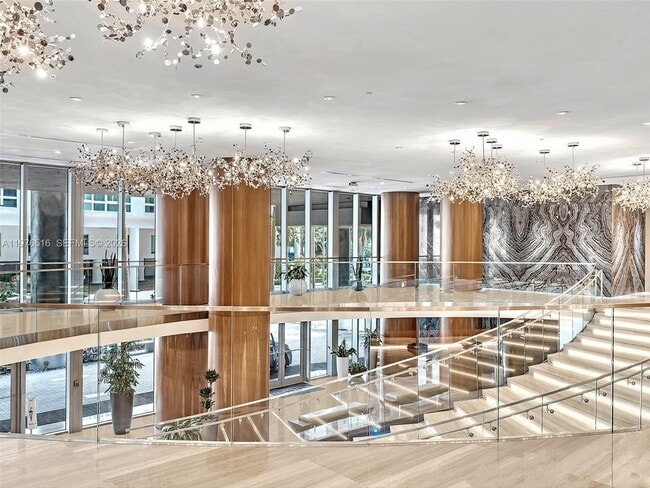 Building Photo - 488 NE 18th St