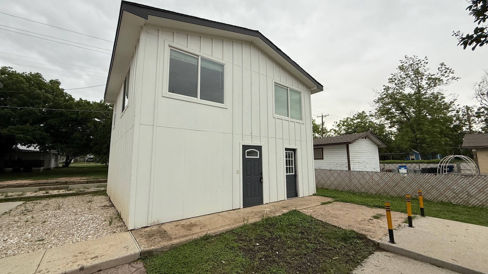 Building Photo - 508 N Main St