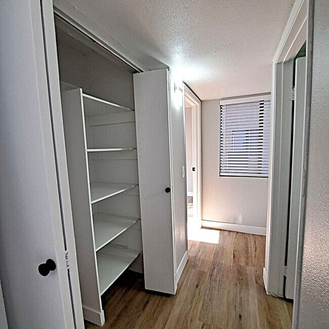 Building Photo - NEWLY RENOVATED & MODENIZED 2ND FLOOR CONDO IN SPRING VALLEY