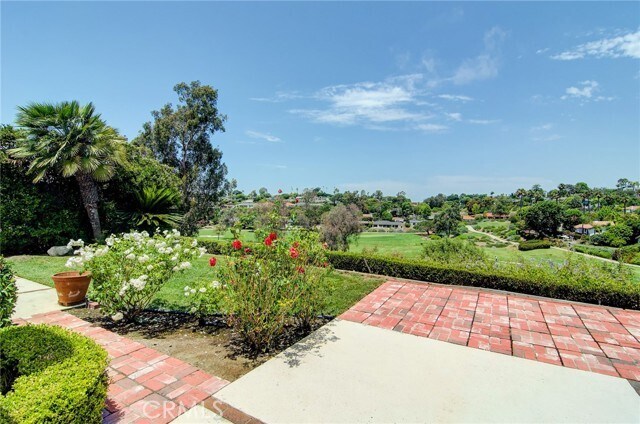 Building Photo - 24261 Cascades Dr