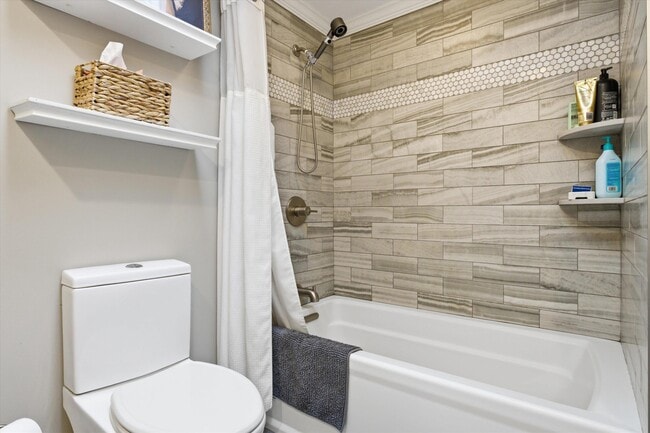 Building Photo - 32 Edinburgh Dr