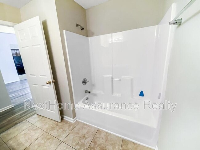 Building Photo - 13819 Herons Landing Way, #12