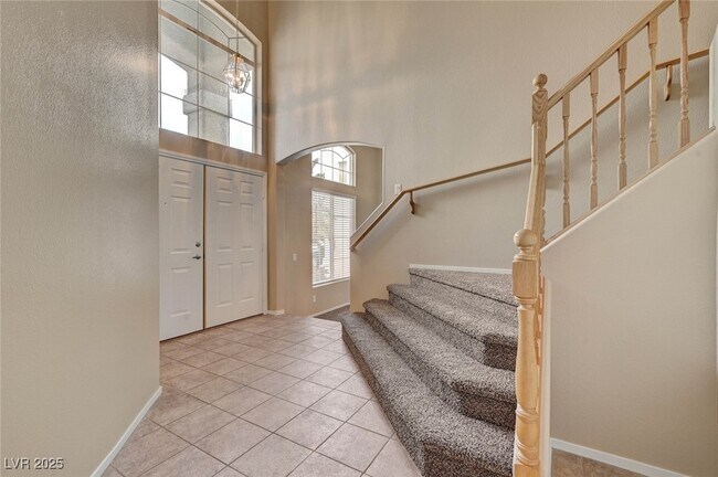 Building Photo - 893 Dancing Vines Ave