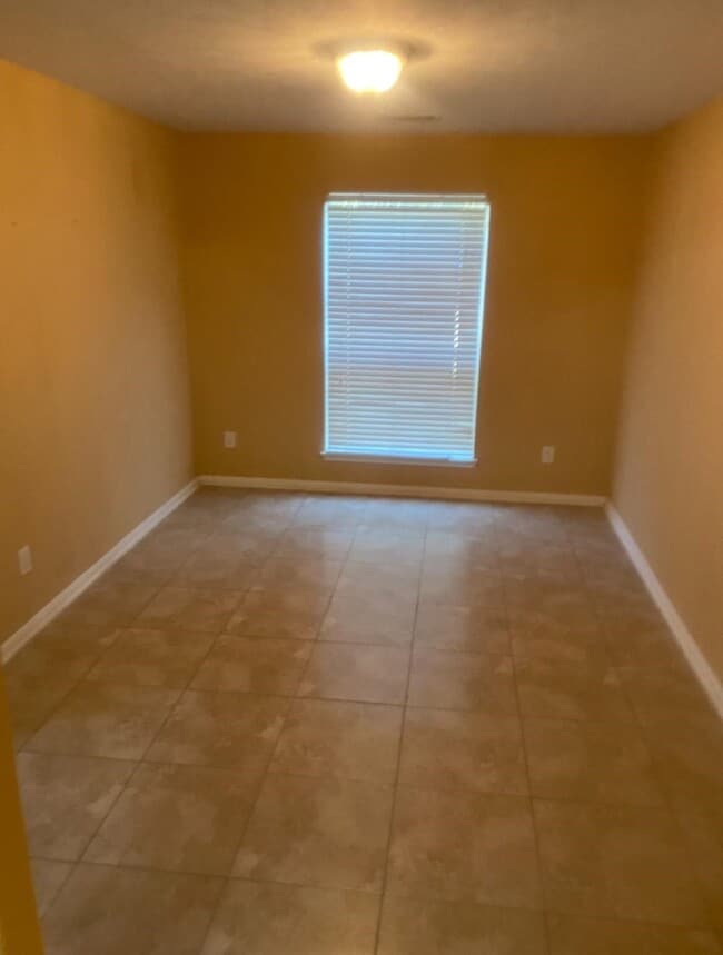 Building Photo - 2335 Seahorse Bend Dr