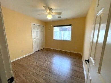 Building Photo - 10523 N Newpark Dr