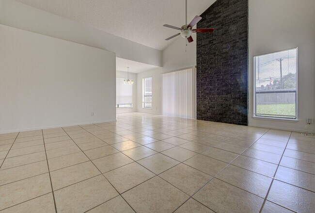 Building Photo - 1200 Westcott Dr
