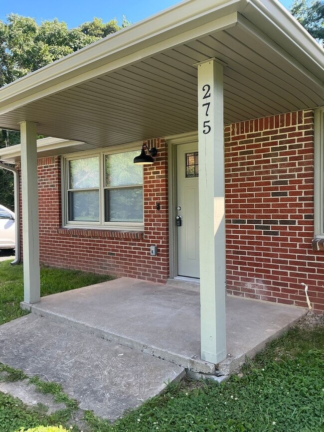 Building Photo - 275 Attaway Rd