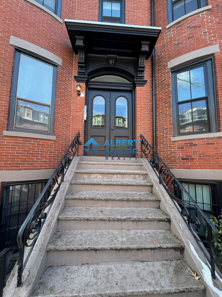 Primary Photo - 89 E Brookline St