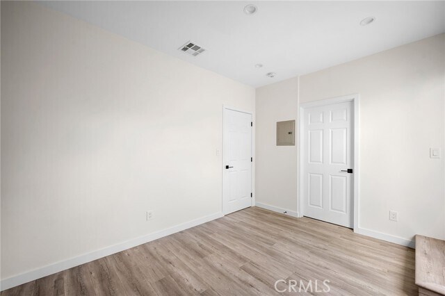 Building Photo - 10321 Sherman Grove Ave