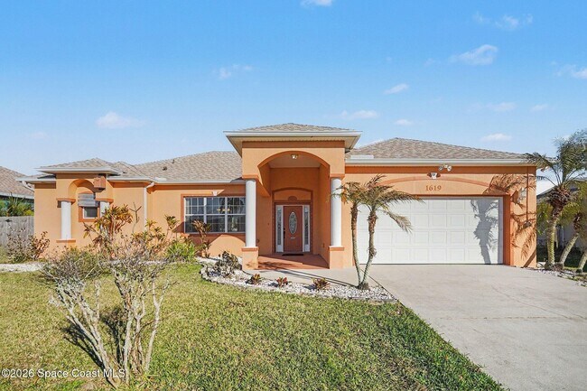 Building Photo - 1619 Amador Ave NW