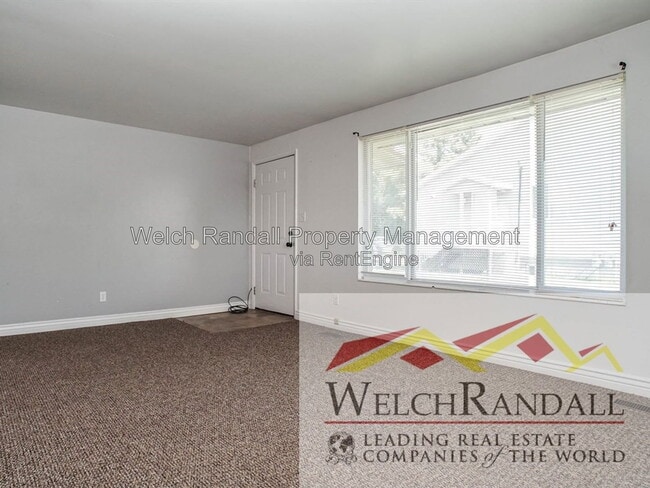 Building Photo - 868 W 4400 S