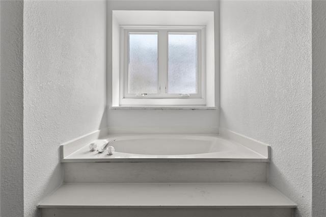 Building Photo - 1106 Almond Dr