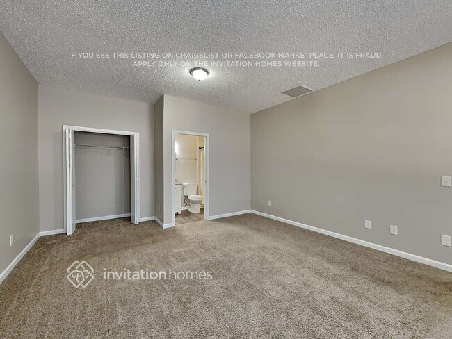 Building Photo - 123 Woodvale Dr