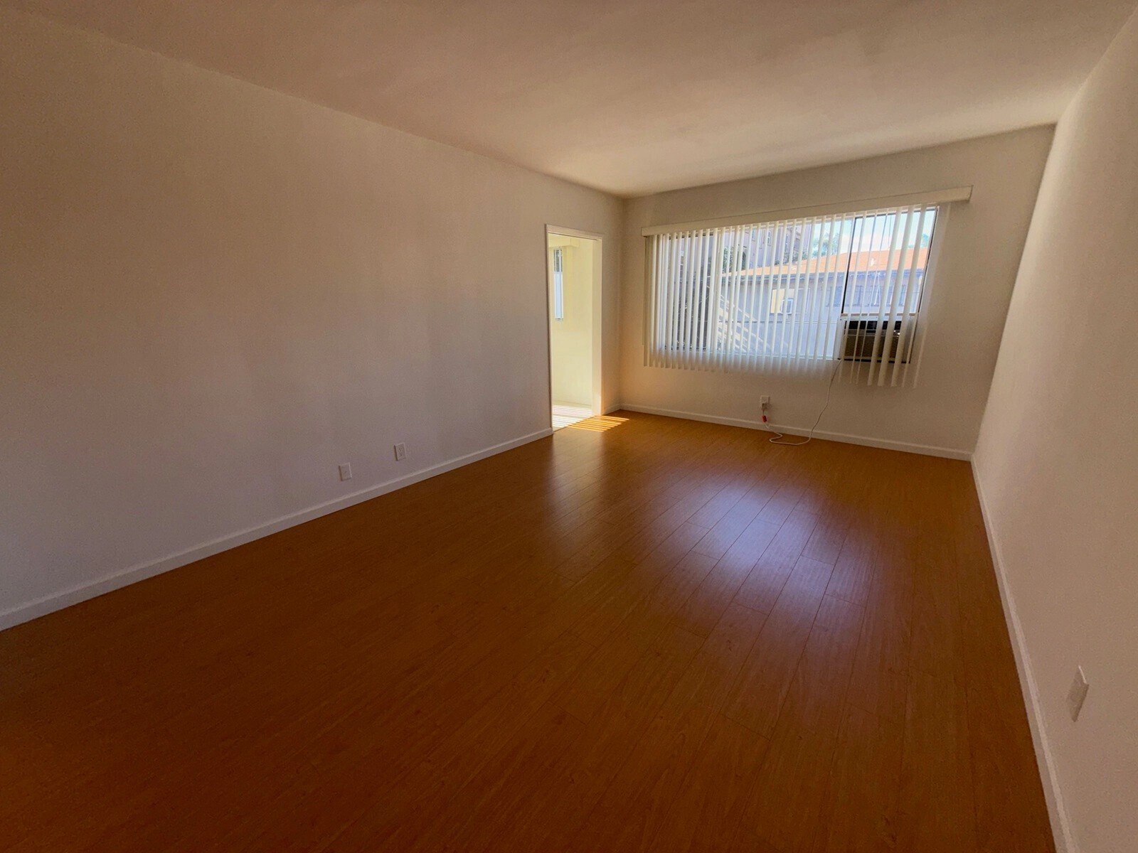 Building Photo - 1263 Hayworth Ave