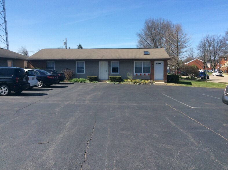 Building Photo - 1018 Arrowhead Dr