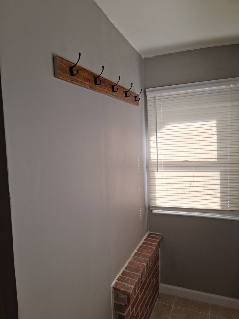 Building Photo - 5264 Whaley Dr