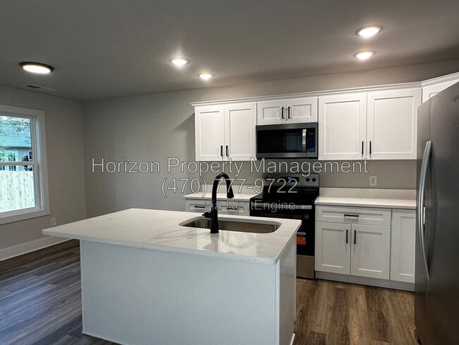 Building Photo - 2674 Fairlane Dr