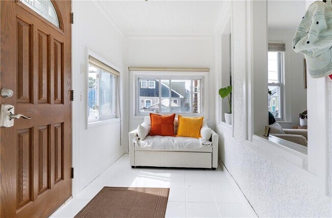 Building Photo - 3-36 Beach 88th St