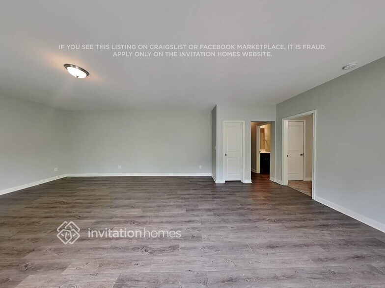 Building Photo - 120 Four Seasons Way
