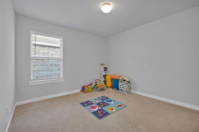 Building Photo - 2504 Spring Side Dr