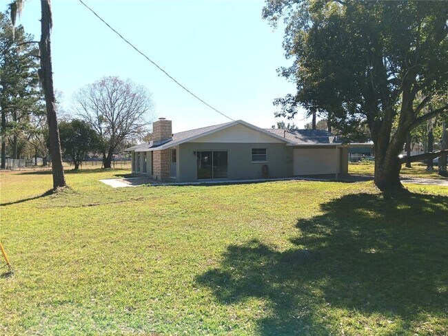 Building Photo - 20820 Chisholm Trail