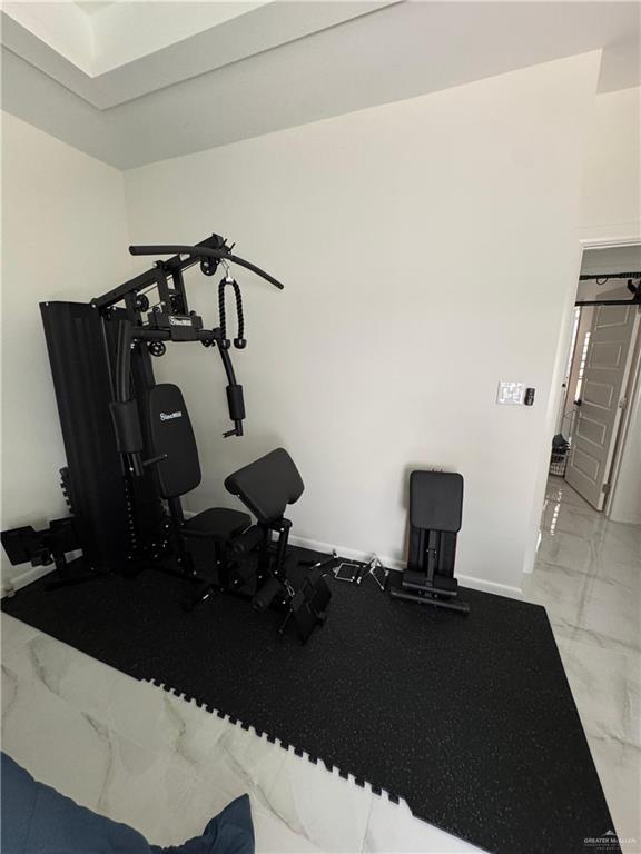 Building Photo - 27 South Dr