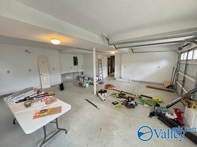Building Photo - 13003 Camelot Dr SE