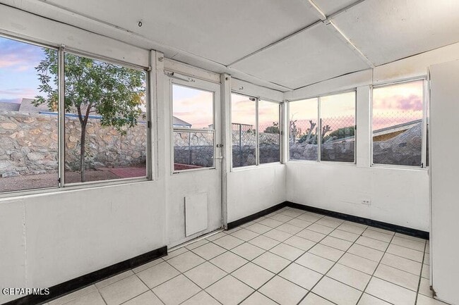 Building Photo - 308 Cabaret Dr