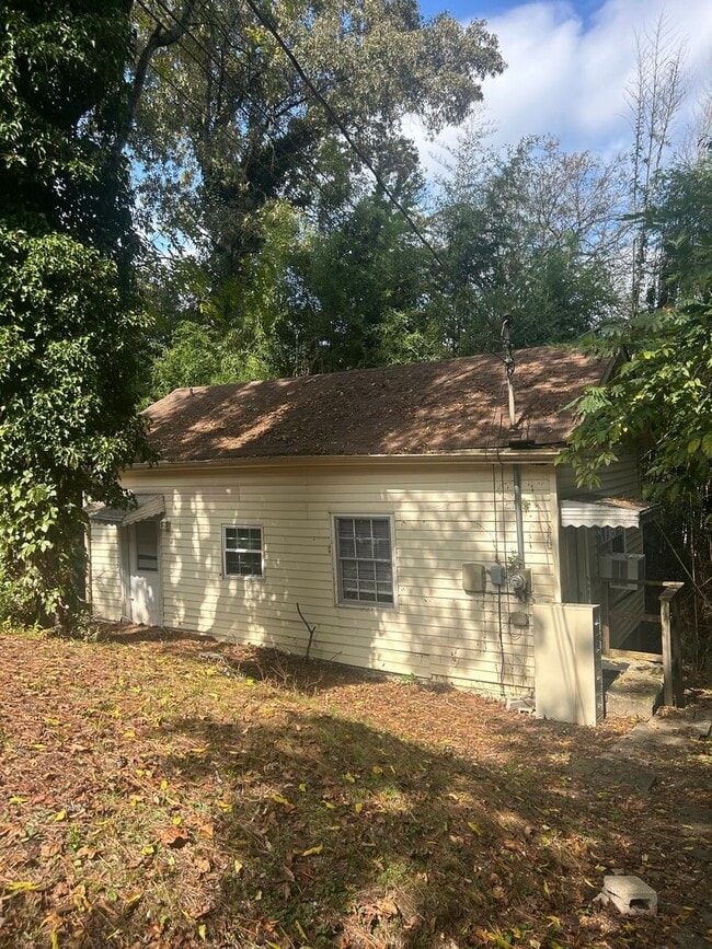 Primary Photo - Home minutes away from the interstate and downtown Chattanooga