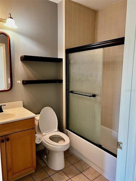 Building Photo - 118 N Eustis St