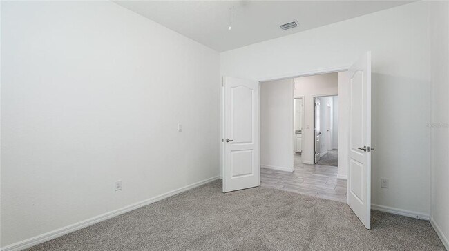 Building Photo - 17311 Blue Rdg Pl