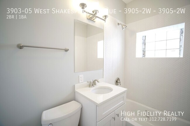 Building Photo - 3903 W Shakespeare Ave