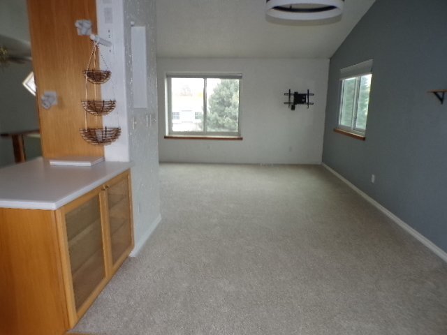 Building Photo - Great Southwest Location - 3 Bedroom - 2 Bathroom (58RO)