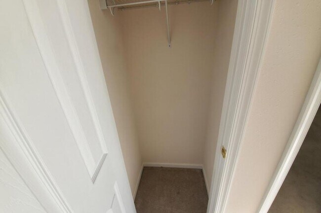 Building Photo - Single Level Townhouse in Campbell County