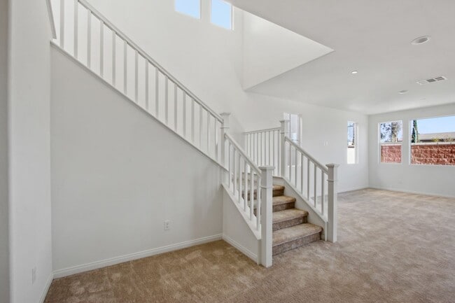 Building Photo - 16435 Globetrotter Ave