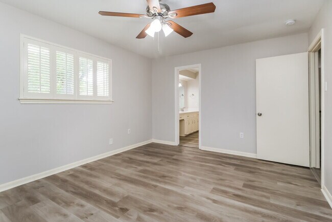 Building Photo - 4707 Havenwoods Dr